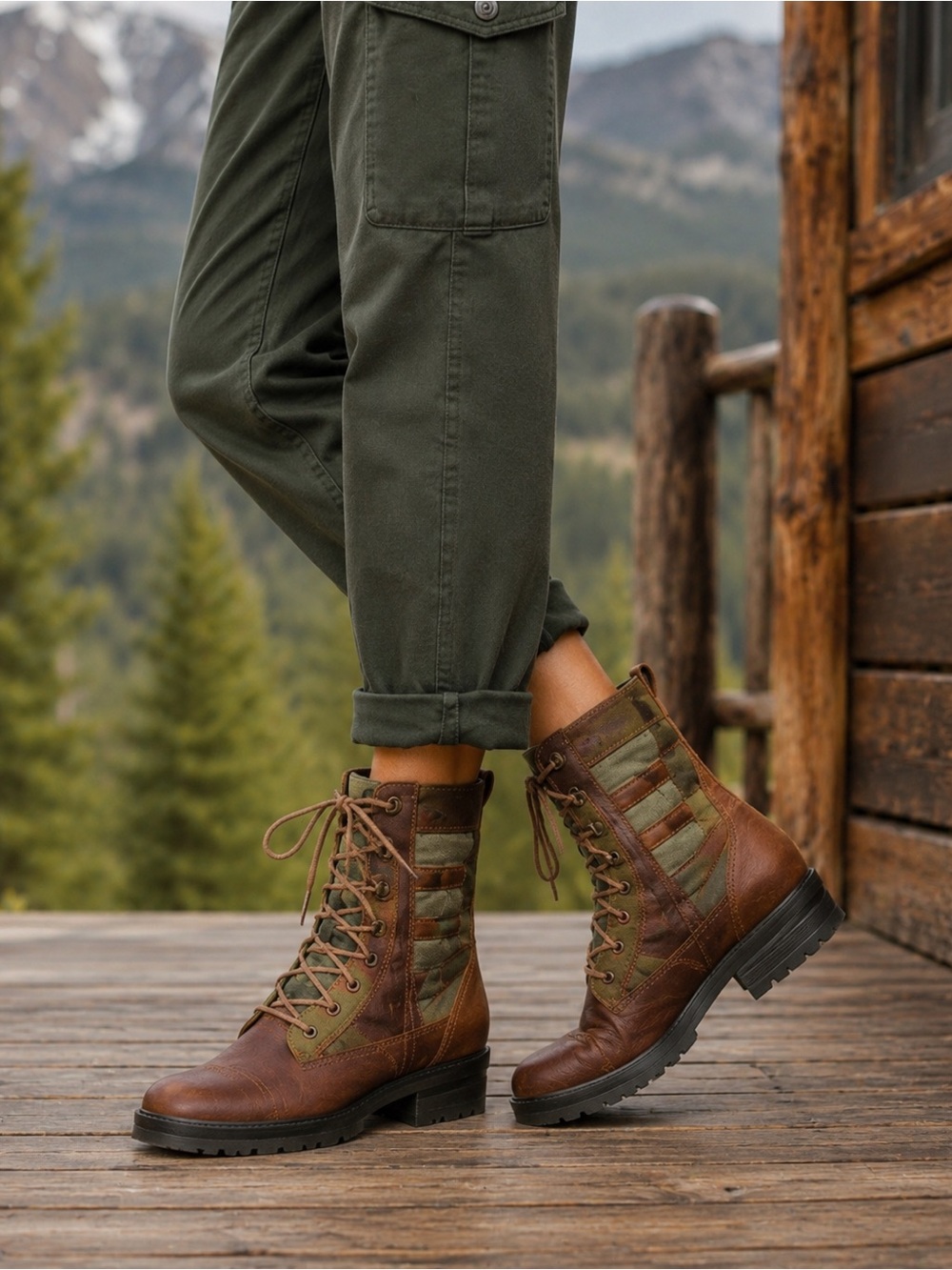 Keen Leather & Suede Two-Toned Brown & Green Lace-Up Snow & Rain Boots, Size 8 - Picture 1 of 16